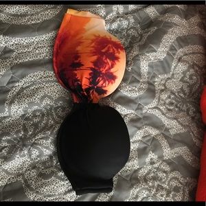 Victoria secret swim suit, size 32B only worn once